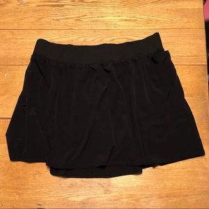 Livi active skort size 22/24